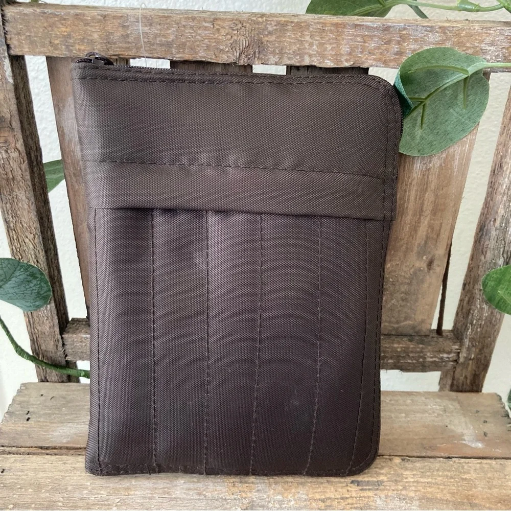 TOTES FOLDING DUFFLE BAG PERFECT FOR TRAVEL/MARKET/OFFICE